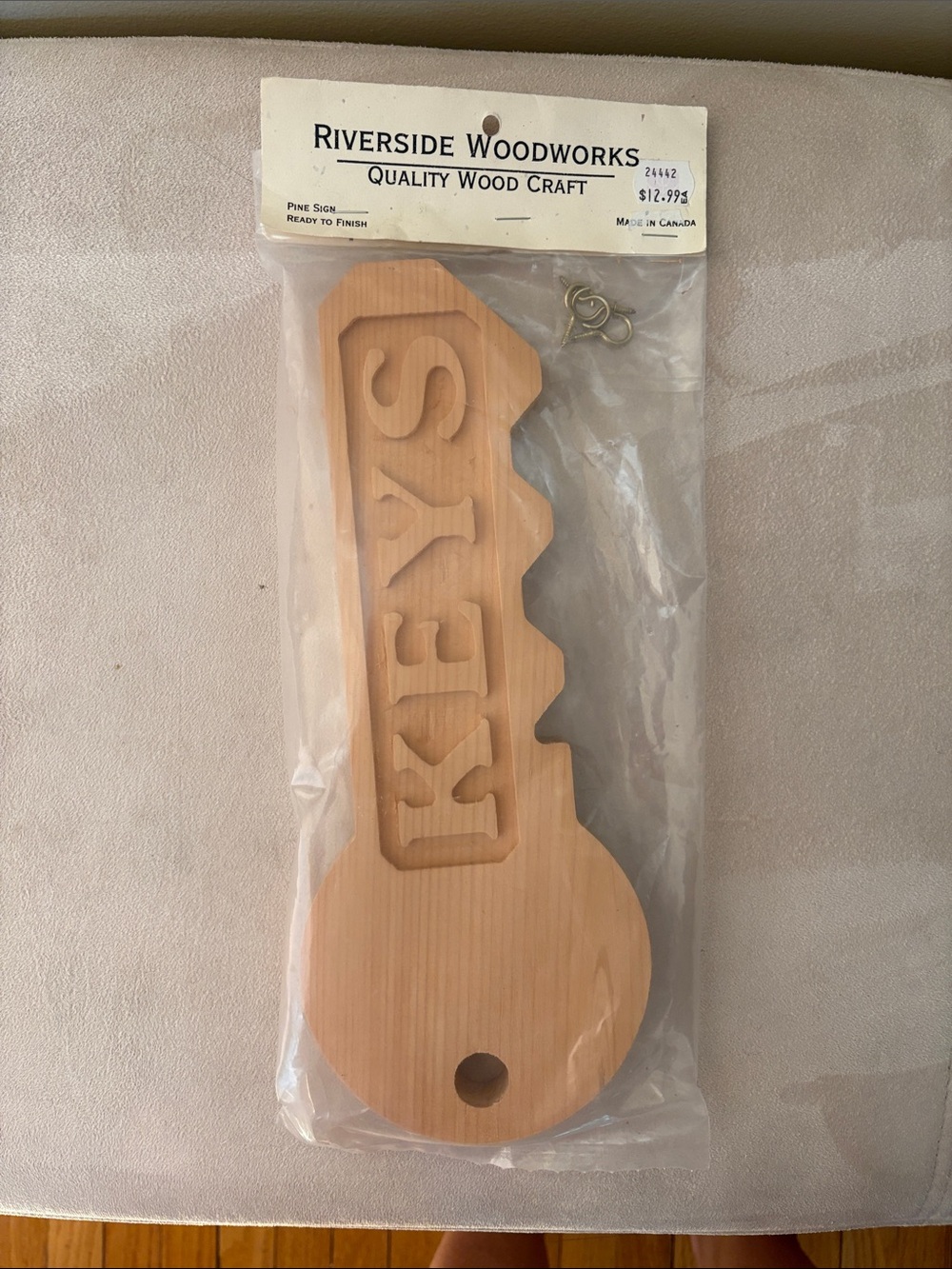 💕3/$20- Natural Wood 'KEYS' Wall Key Holder